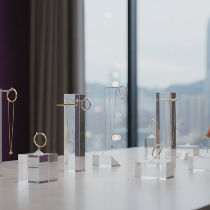 Modern Designs: Using Acrylic Jewelry Display Stands to Enhance Your Store