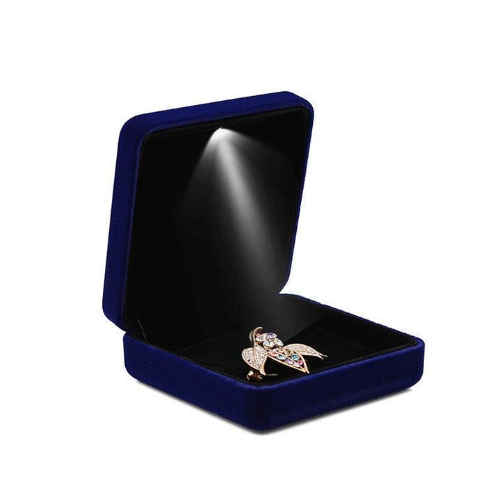 Velvet Brooch Memorial Pin Badge Box with LED - Jewelry Packaging Mall